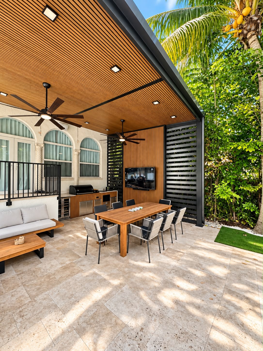 Aluminum Pergolas & Porches in Miami 7